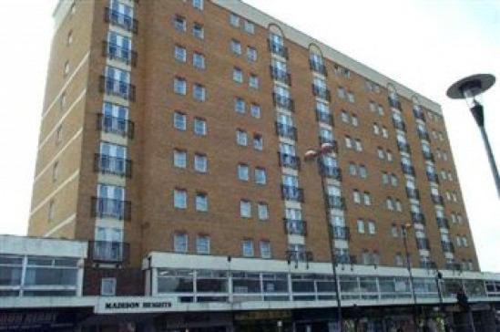 Private Double Bedroom In Hounslow Near Heathrow London Eksteriør billede